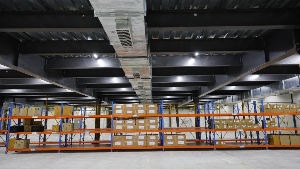 Warehouse & Logistics